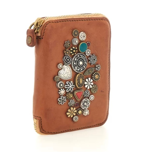 Campmaggi Bella DiNotte I Cognac Leather w/Studs Wallet - Picture 2 of 7